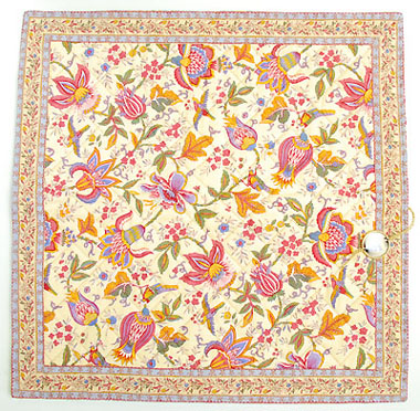 VALDROME quilted cushion cover 40 x 40 cm (Colombe) VALDROME quilted cushion cover 40 x 40 cm (Colombe)